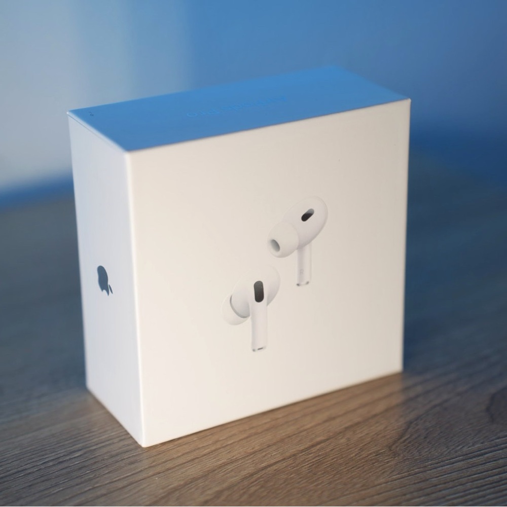 AirPods Pro 2nd Gen with MagSafe Charging Case